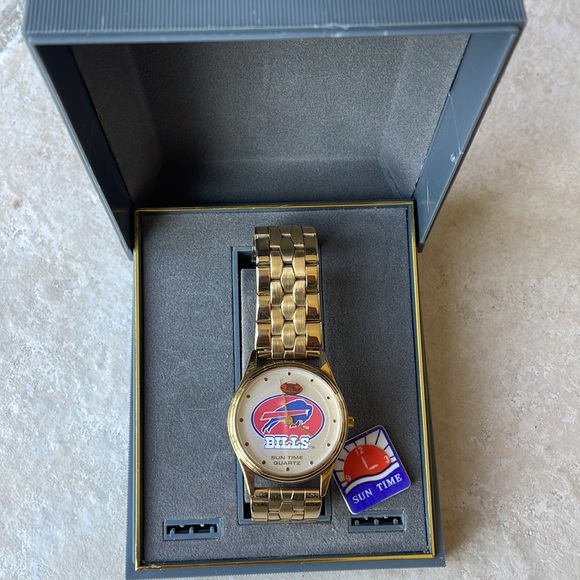 sun time NewYork bills men battery water resistant gold tone - Picture 3 of 7